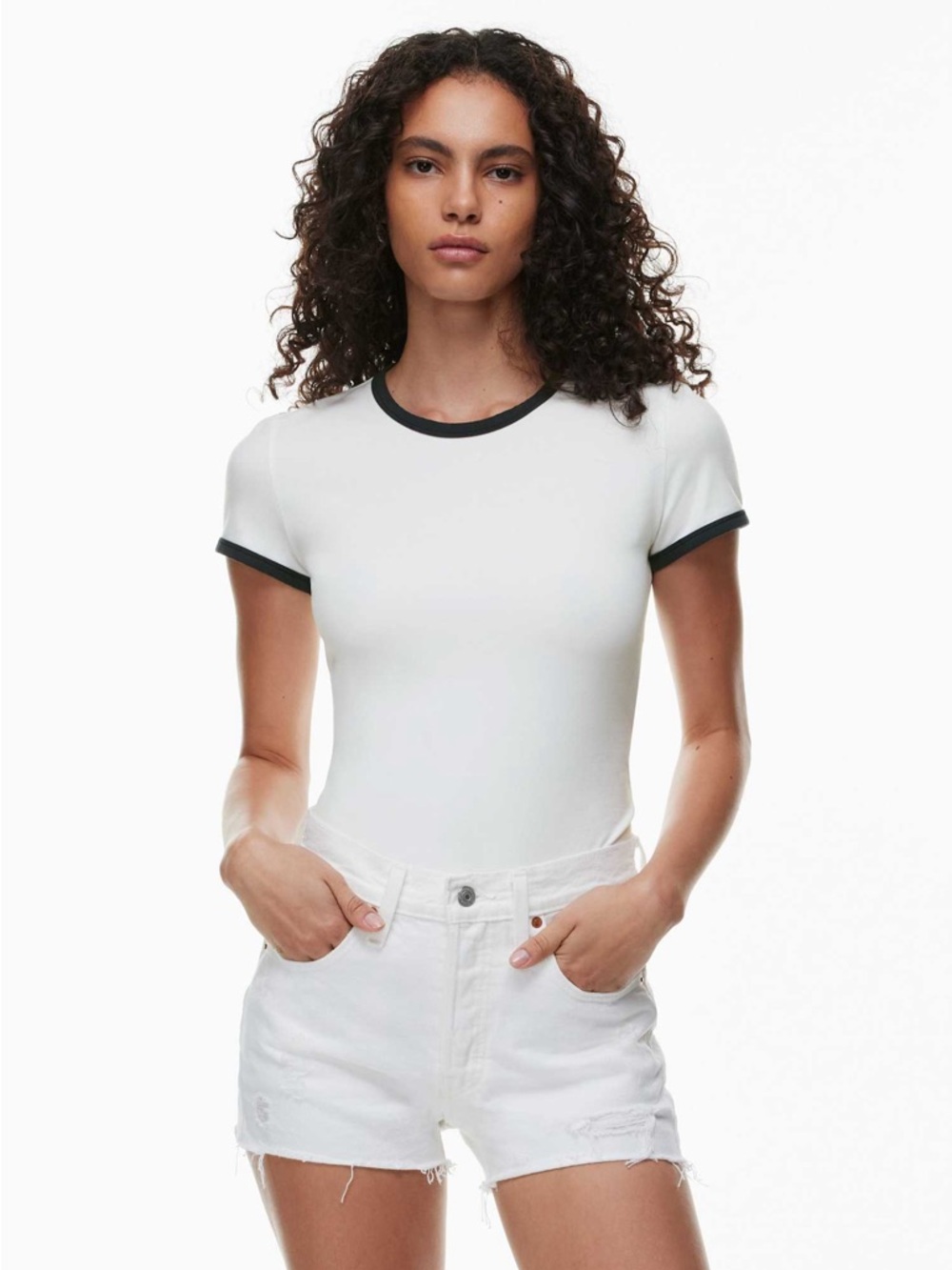 NWT Levi's 501 Women's High Rise White Denim Cut Off Frayed Distressed Short W26 - Picture 14 of 15